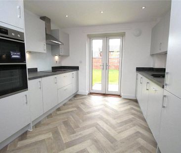 3 bedroom detached house to rent - Photo 3
