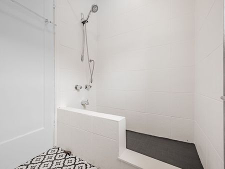 For Lease - 80 Queens Avenue, Toronto, Ontario - Photo 4