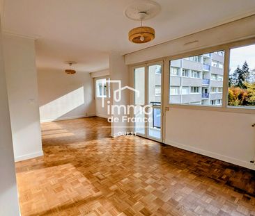 Location Appartement 5 pièces 94m² - Photo 3