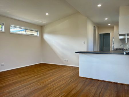 Sensational Somerset - Photo 2