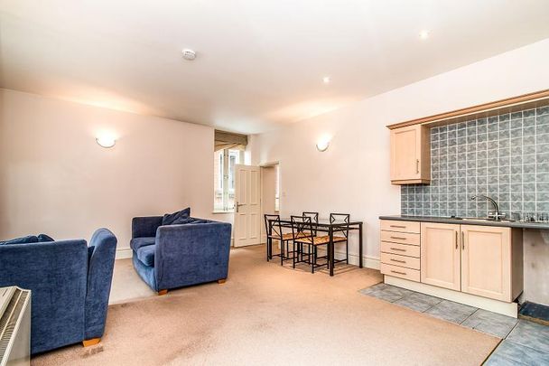 1 bedroom flat to rent - Photo 1