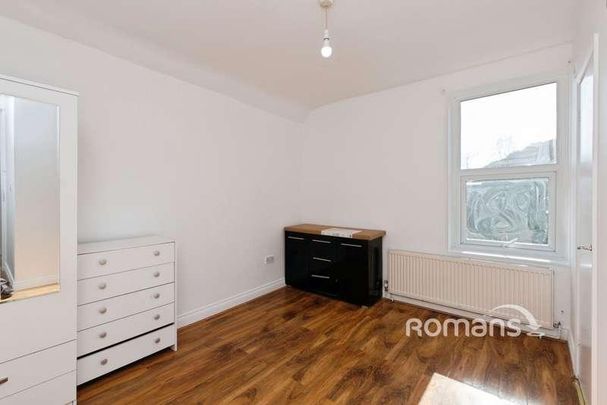 Alexandra Road, Aldershot, Hampshire, GU11 - Photo 1