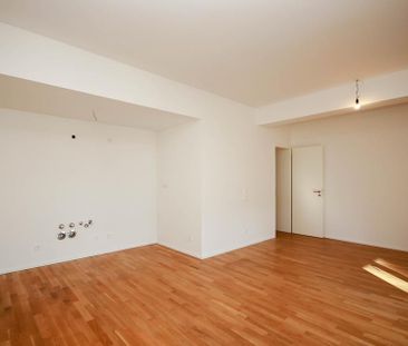 Großzügige 5-Zimmer-Wohnung in neuwertigem Zustand – Kernsanierung ... - Photo 1