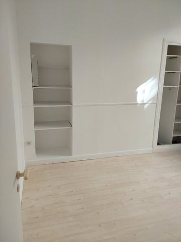 Location Appartement 4 pièces 97m² NARBONNE 11100 - Photo 4