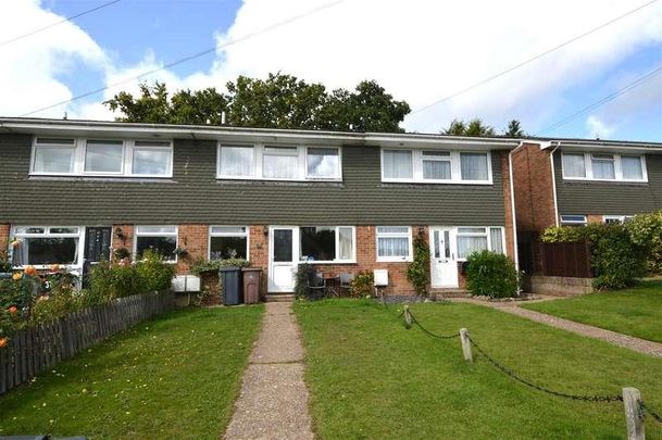 Windsor Place, Crowborough, TN6 - Photo 1