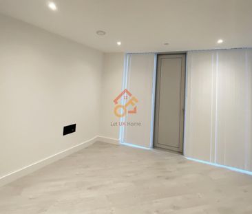 Vista River Tower, 1 Trinity Way, Manchester M3 - Photo 1