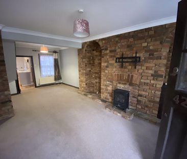 2 bedroom terraced house to rent - Photo 1