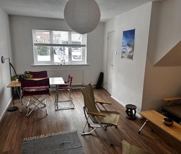 2 bedroom semi-detached house to rent - Photo 1