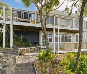 Light & Bright Studio in a Great Karori Location - Photo 4