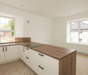2 bedroom flat to rent - Photo 4