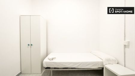barcelona, Catalonia 08002 - Photo 2