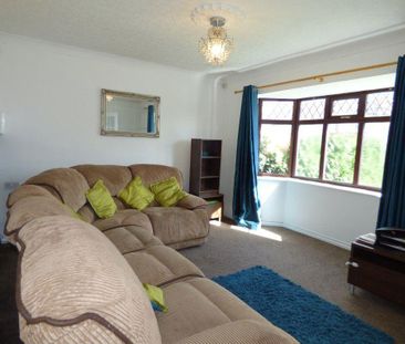 3 bedroom semi-detached house to rent - Photo 6