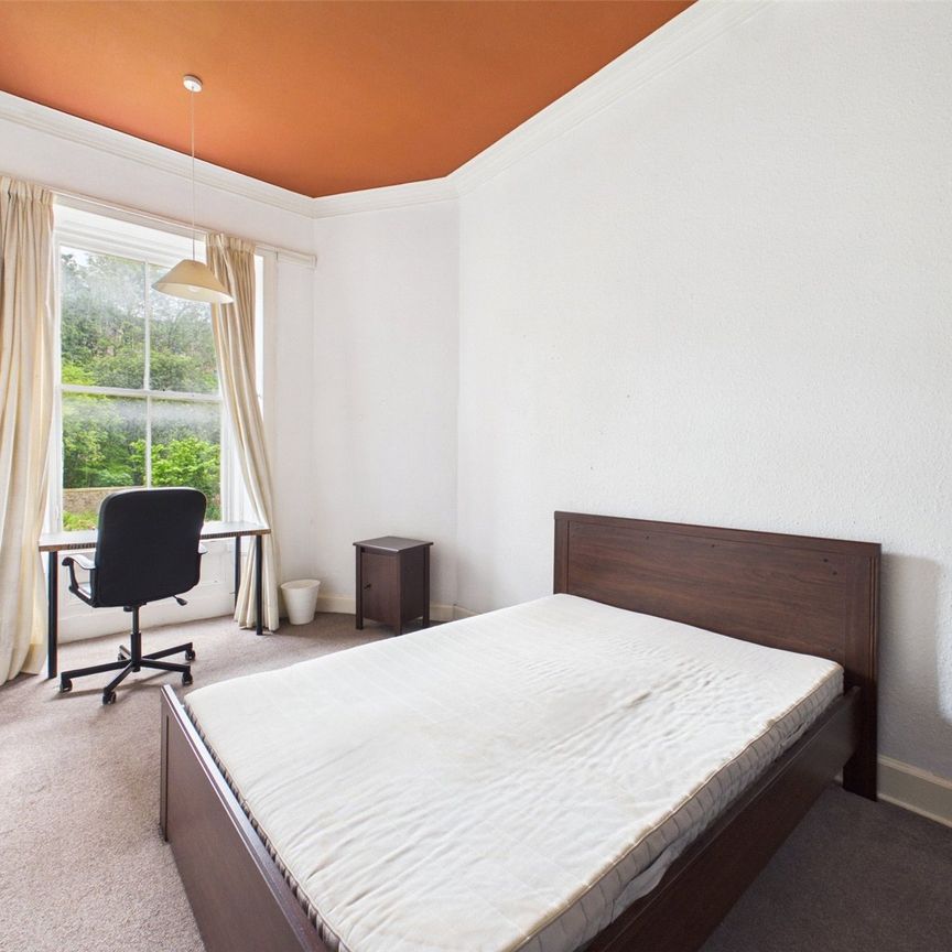 Warrender Park Terrace - Photo 1