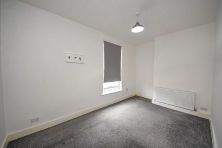 3 bed House - Terraced for Rent - Photo 4