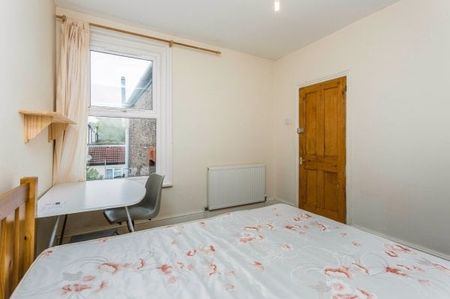 Bramble Road, Southsea - Photo 3