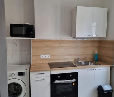 Location Appartement 3 pièces Meublé 71m² VIERZON 18100 - Photo 4