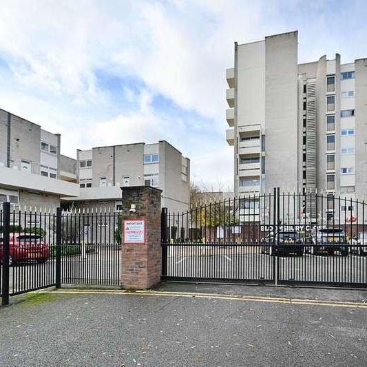 Bloomsbury Close, Ealing, W5 - Photo 1