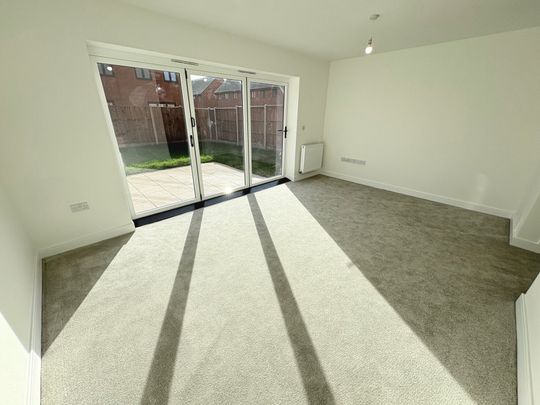 WadeClose, LongEaton - Photo 1