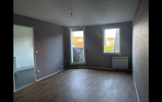 Location Appartement Studio 34 m² La Châtre - Photo 1