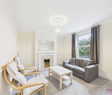 4 bedroom terraced house to rent - Photo 4