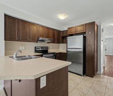 For Lease - 621 Chapman Mills Drive Unit# B, Barrhaven, Ontario - Photo 3