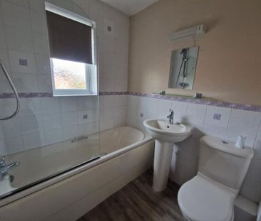 2 bedroom terraced house to rent - Photo 6