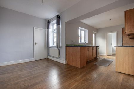 2 bedroom terraced house to rent - Photo 3