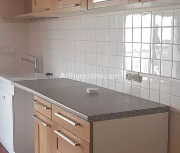 Location Appartement 4 pièces 101 m2 à Lons-le-Saunier - Photo 3