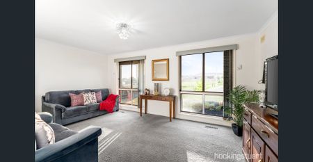 Neat and Tidy home in a prime location. - Photo 2