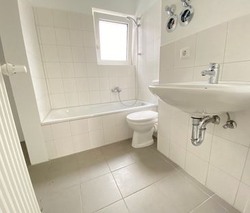 Schöne 3 Zimmerwohnung mit Balkon - Photo 4