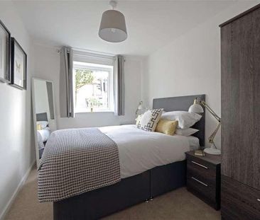 Petal Court, Worsley, Manchester, M28 - Photo 4