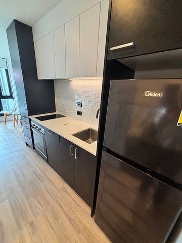 Stylish 1 Bedroom Central Apartment - Photo 4