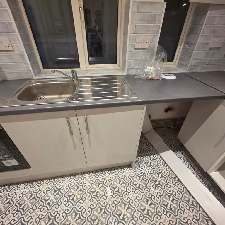 3 bedroom flat to rent - Photo 1