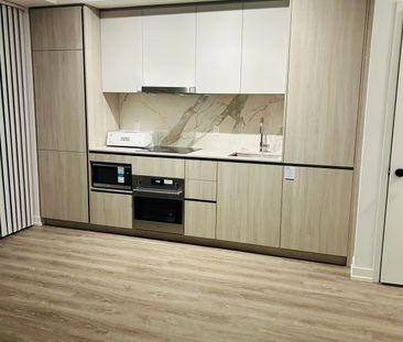 For Lease - 8 Interchange Way Unit# 2906, Vaughan, Ontario - Photo 4