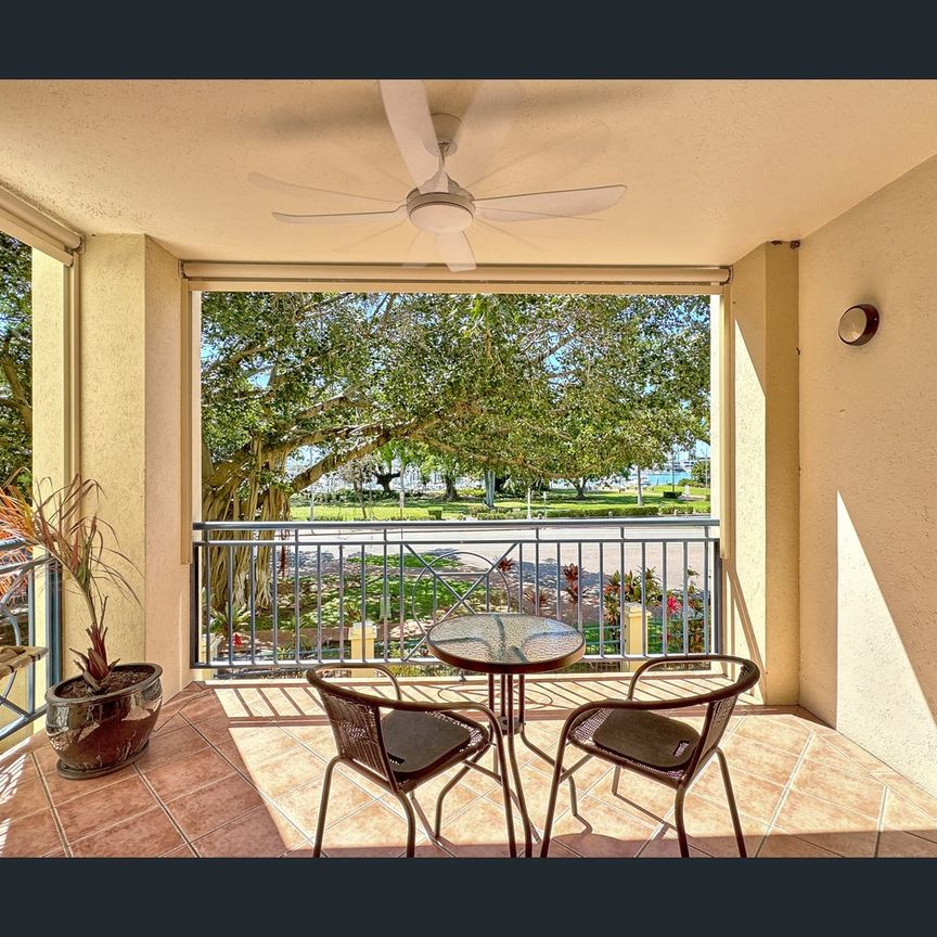 6/18 The Strand, North Ward, Qld 4810 - Photo 1