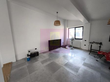 Vilă frumoasă în proximitatea zonei comerciale Barbu Văcărescu - Photo 4
