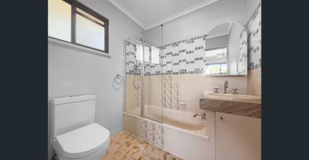 3-Bedroom Beachside Home - Photo 4