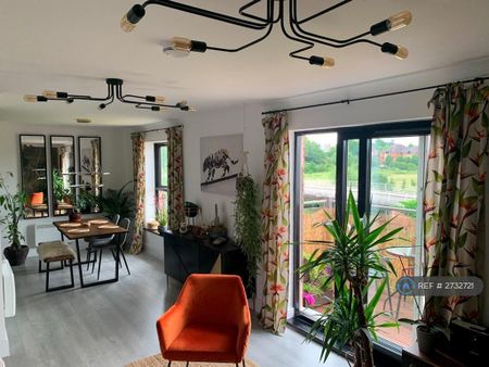 2 bedroom flat to rent - Photo 5