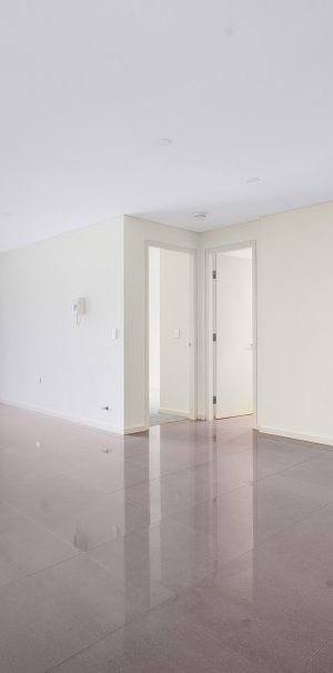 1 bedroom apartment - 25% below market rent - Photo 1