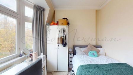 4 bedroom flat to rent - Photo 5