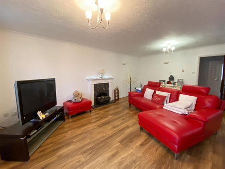 3 bedroom house to rent - Photo 2