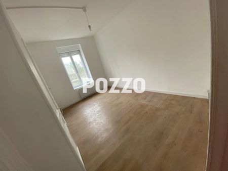 APPARTEMENT DE TYPE F2 A LOUER ENTIEREMENT RENOVE PROCHE HYPER CENTRE DE CHERBOURG - Photo 5