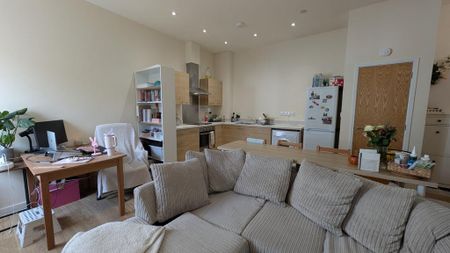 1 bedroom flat to rent - Photo 4