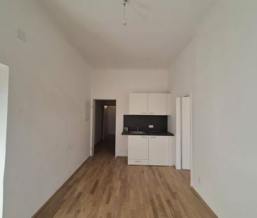 2-Zimmer Wohnung frisch renoviert mit neuer Küche! - Photo 1