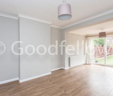 3 bedroom mid terraced house to rent, - Photo 3