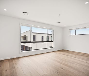 Contemporary Family Living in the Heart of Box Hill - Photo 1