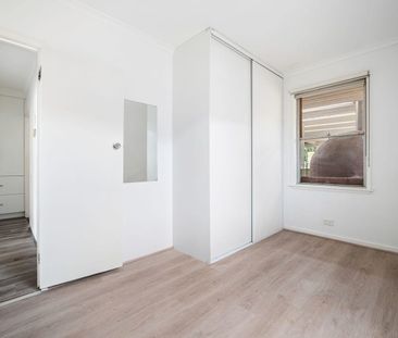 Spacious 5-Bedroom Home in the Heart of Werribee - Photo 5