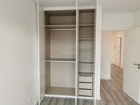 Apartamento T3 Novo, no Montijo, para arrendar - Photo 2