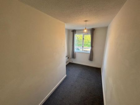 2 bedroom maisonette to rent - Photo 3