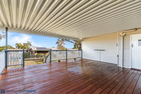 Slice of Paradise with Incredible Views! - Photo 3